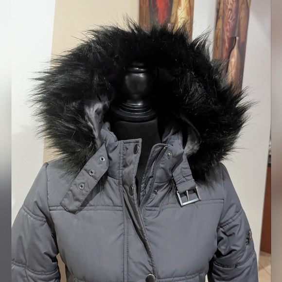 Maralyn & Me Women's Gray Puffer Coat with Faux Fur Trim Size Small - Picture 3 of 17